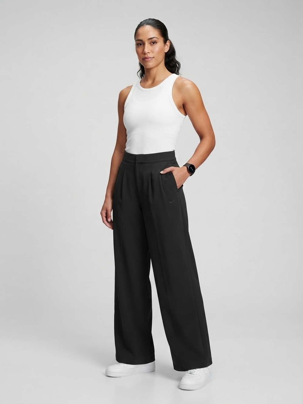 Nike Black Wide-Leg Pleated Trousers